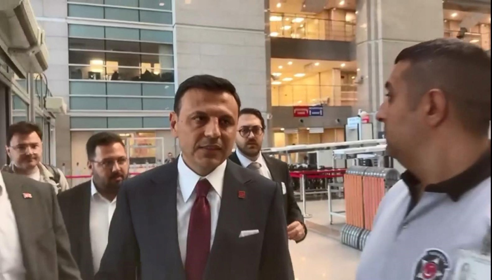 Özgür Çelik hakim karşısında