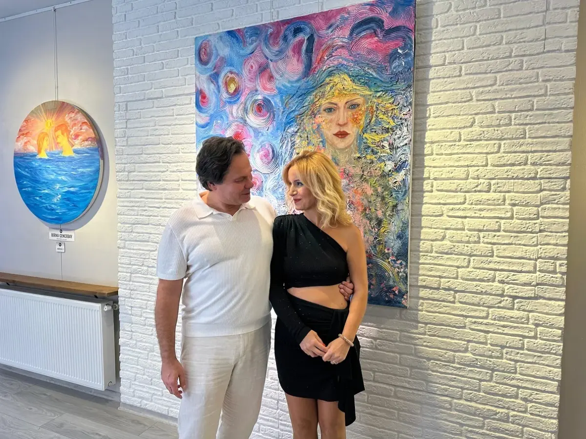 berna gencebaydan romantizmin altin cagi sergisi 7ABYZBr2