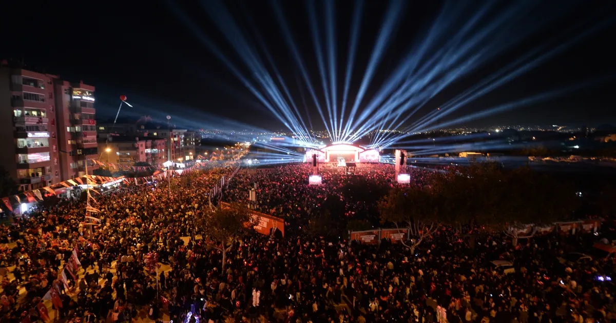 Bursa’da Muhteşem Cumhuriyet Coşkusu