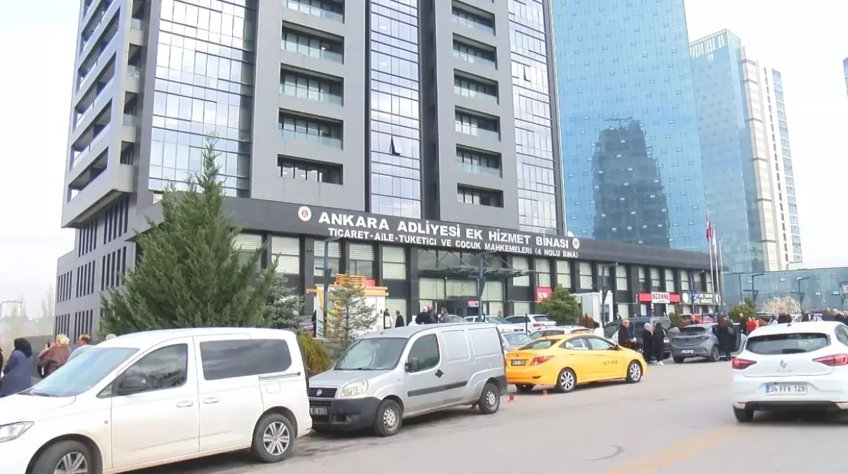 Ankara Adliyesi’nde Bıçaklı Kavga