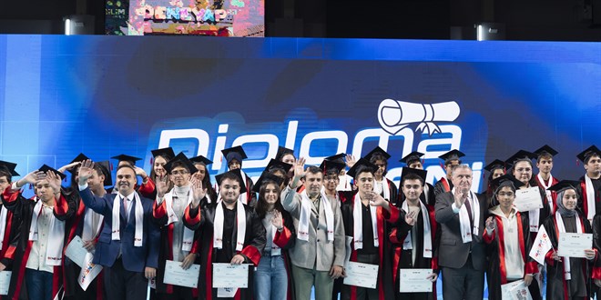 DENEYAP Teknoloji Atölyeleri yeni mezunlarını verdi
