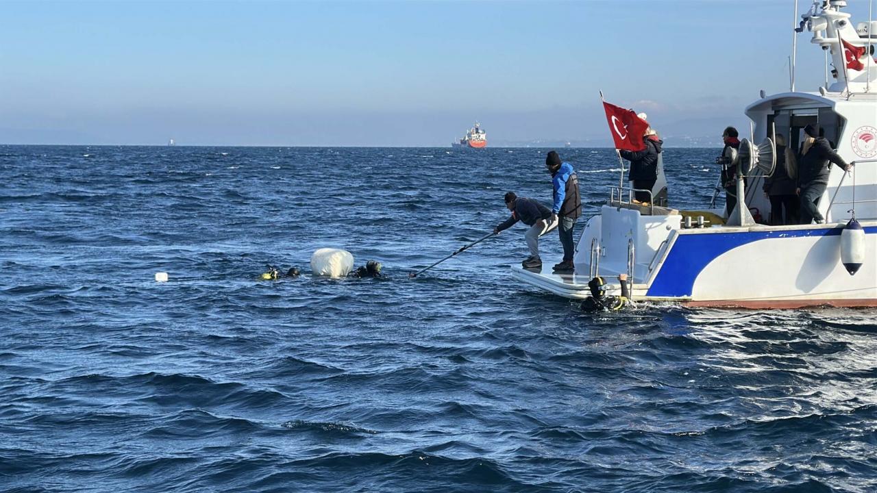 Çanakkale Boğazı’nda hayalet ağ temizliği