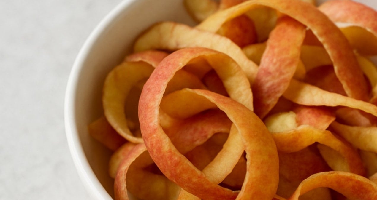 Çöpe attığınız bu meyve kabuğu kırmızı etten 100 kat daha faydalı