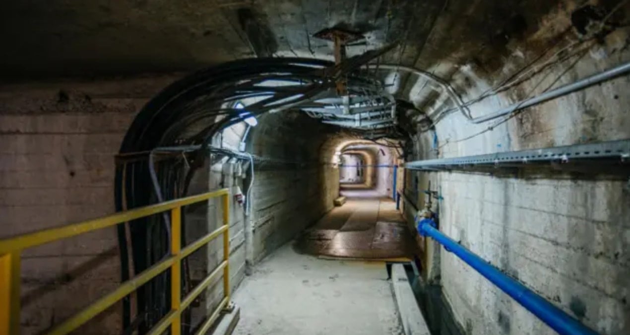 Ülkeyi savaş korkusu sardı! 600 sığınak inşa etmeye başladılar