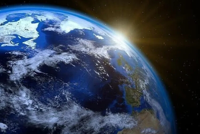 Gokbilimciler kayalik bir otegezegende atmosfer kesfetti iy6YCeYF